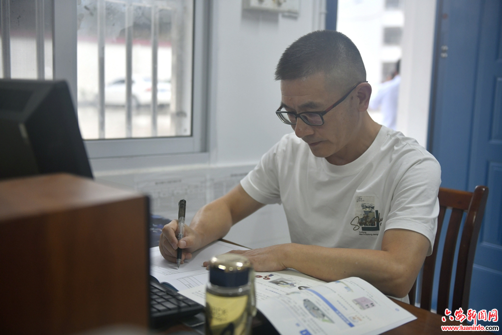 de7ce27300c34bd5b58a3eef0d189c8c.jpg de7ce27300c34bd5b58a3eef0d189c8c.jpg