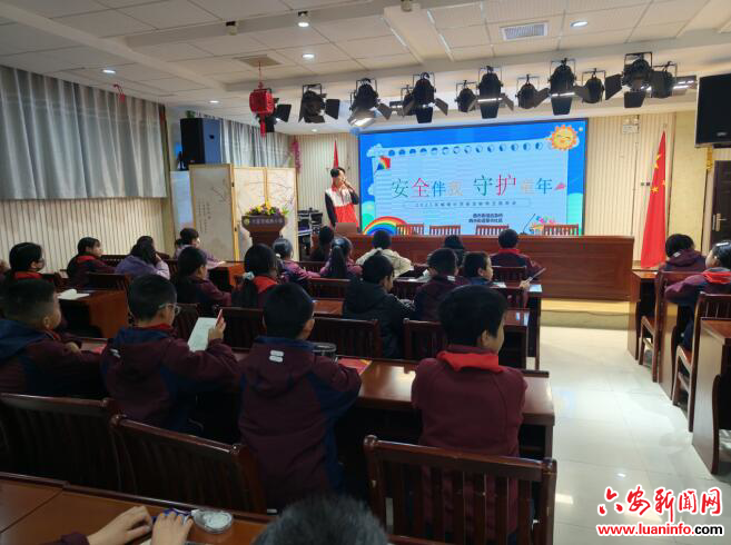 4e98fd232b85447d826c39aef1fa9faa.jpg 4e98fd232b85447d826c39aef1fa9faa.jpg