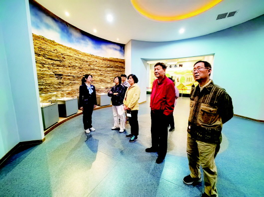 【紅土地】又見大別山