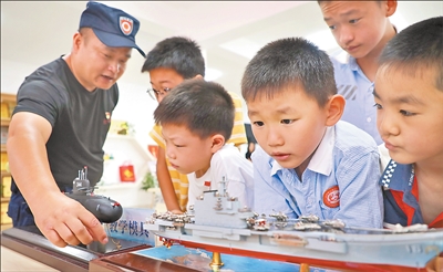 國防教育進社區(qū)