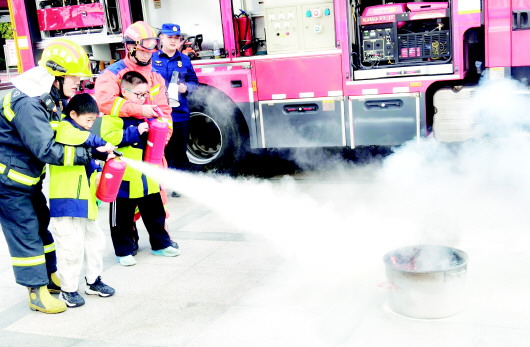 為校園安全加“碼”